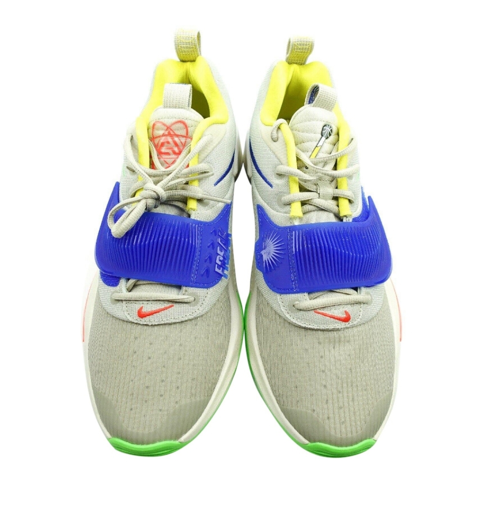 Nike Men's Zoom Freak 3 Light Athletic Sneaker